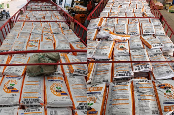 微生物肥料-沃叶消茬健土走货1.png