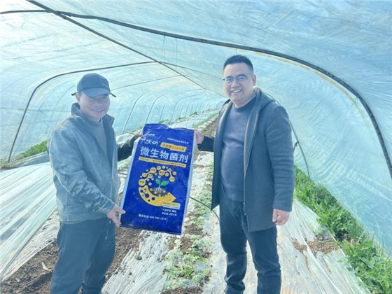 微生物菌剂-沃叶消茬健土14元素用户见证.png